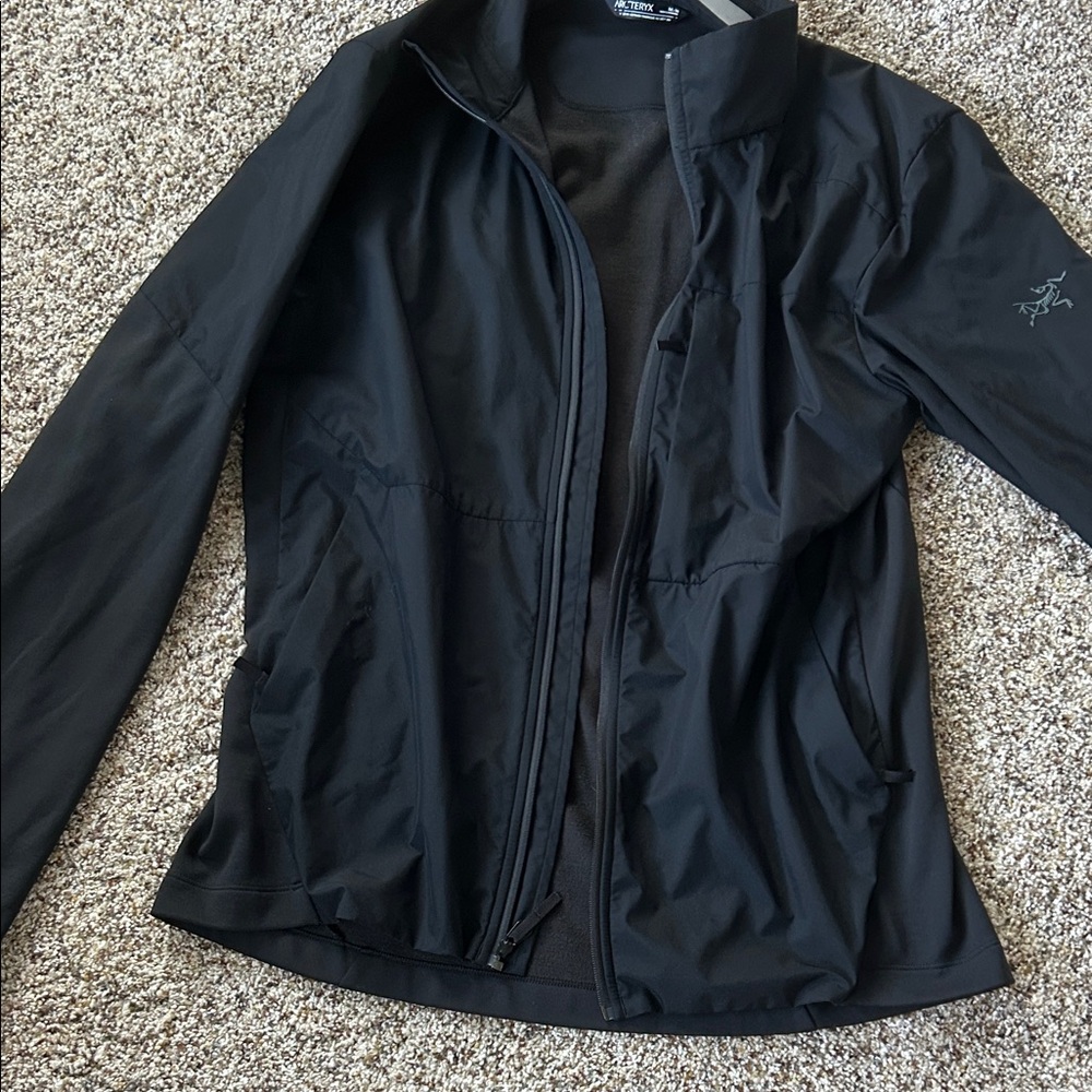 Arc'teryx Men Black Lightweight Softshell Jacket